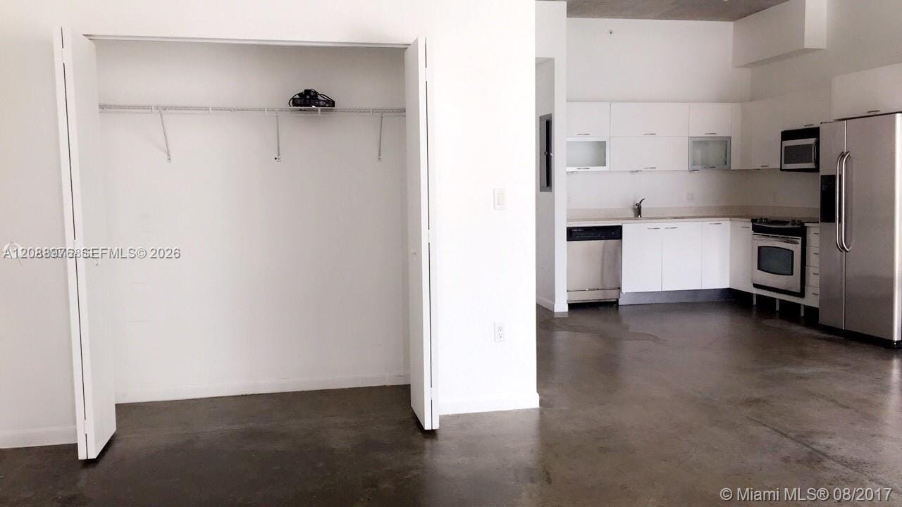133 NE 2nd Avenue 1404 — photo 3