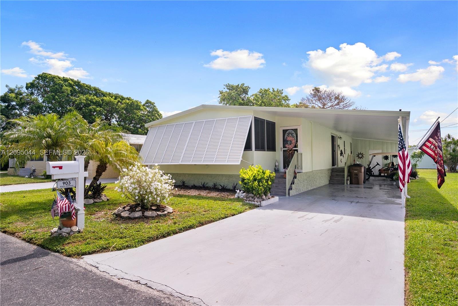 903 S Emerald Drive, Key Largo, FL 33037 photo 1