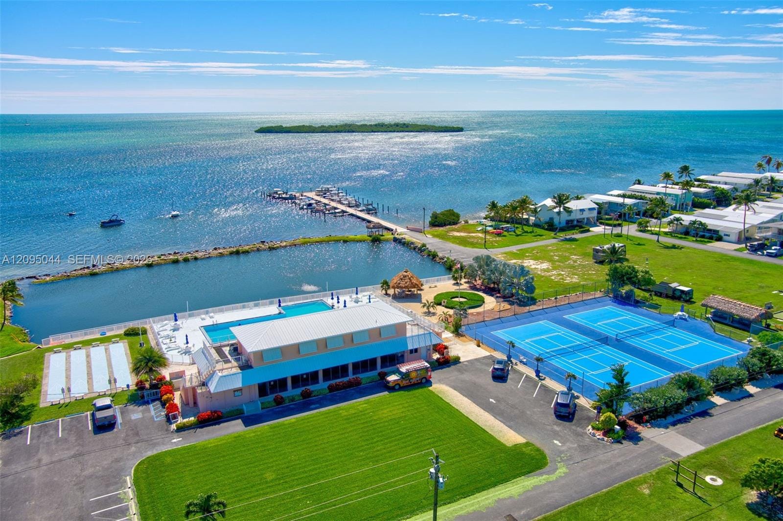903 S Emerald Drive, Key Largo, FL 33037 photo 25