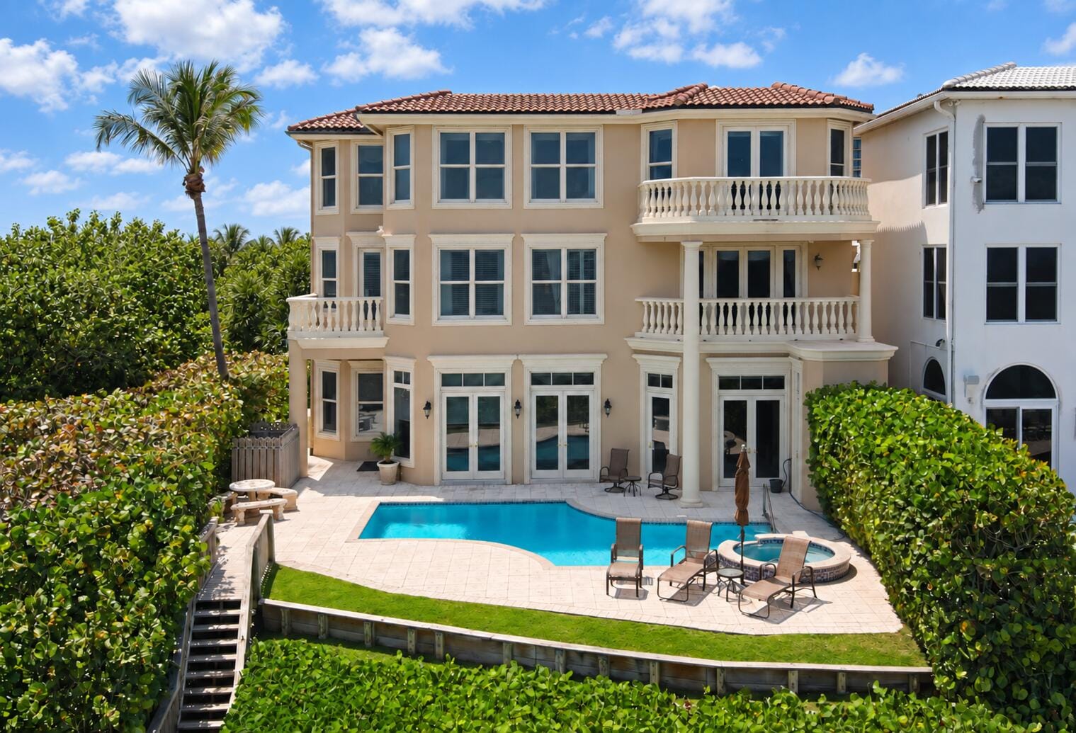 4715 S Ocean Boulevard, Highland Beach, FL 33487 photo 3