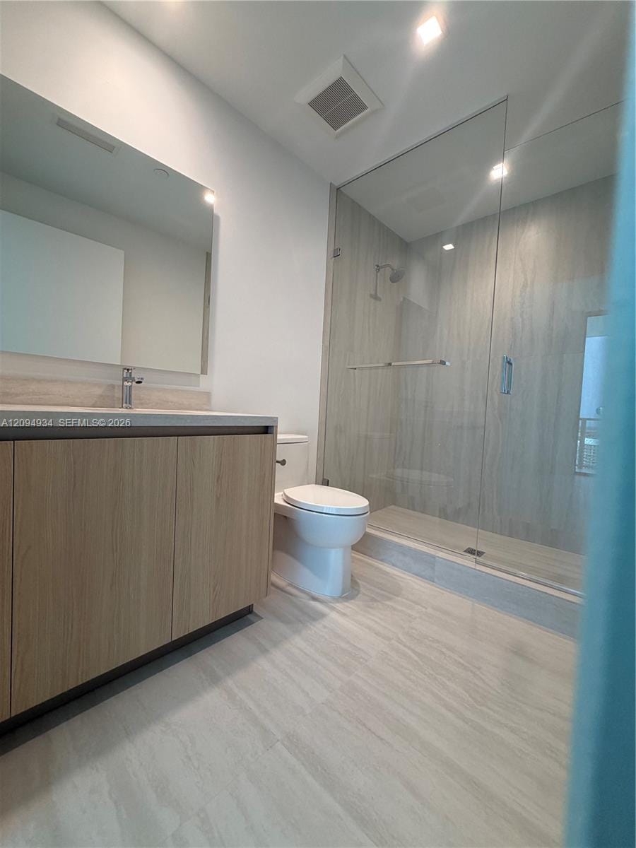 2411 Laguna Circle 2408, Miami, FL 33181 photo 16
