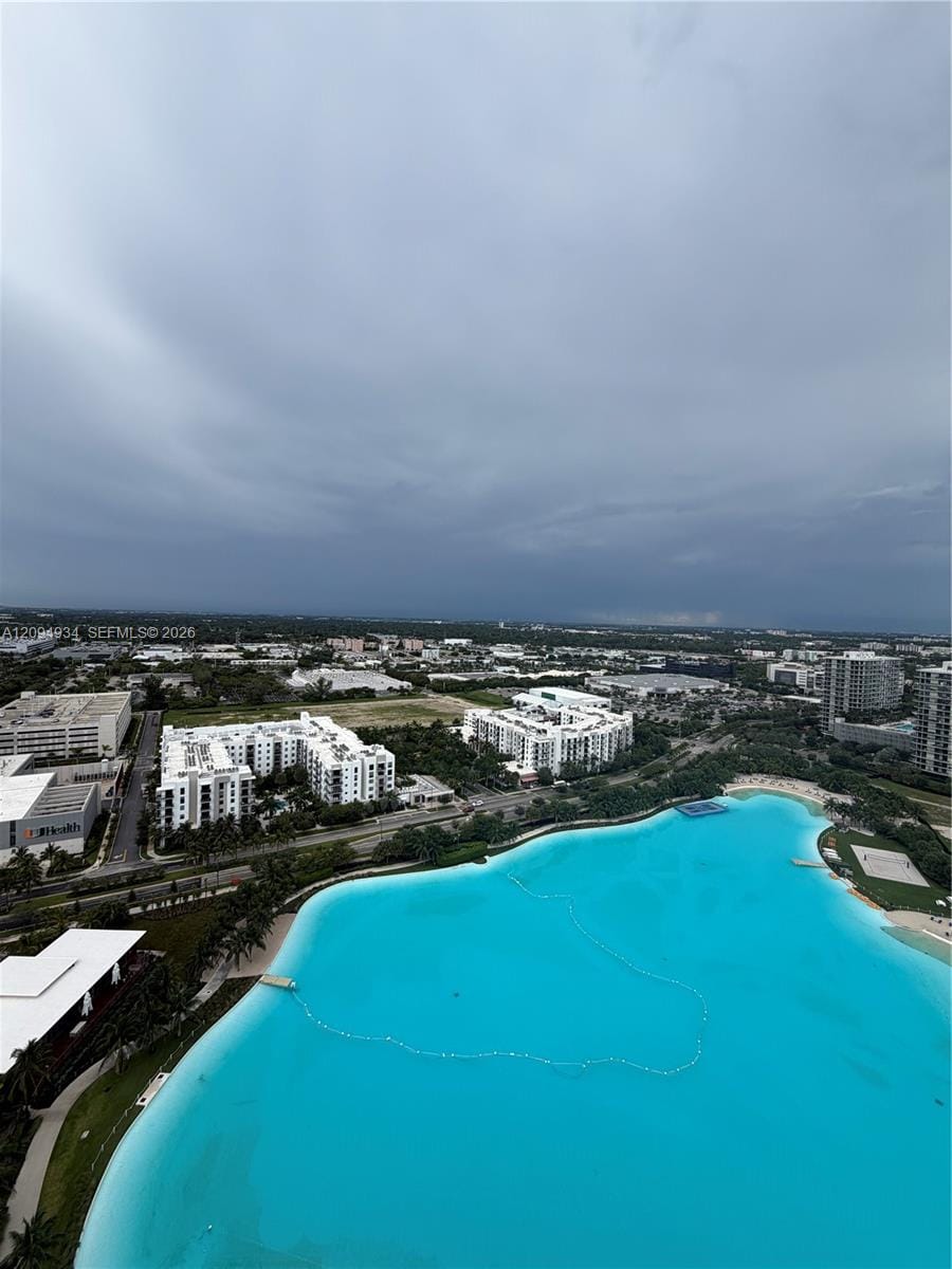 2411 Laguna Circle 2408, Miami, FL 33181 photo 18