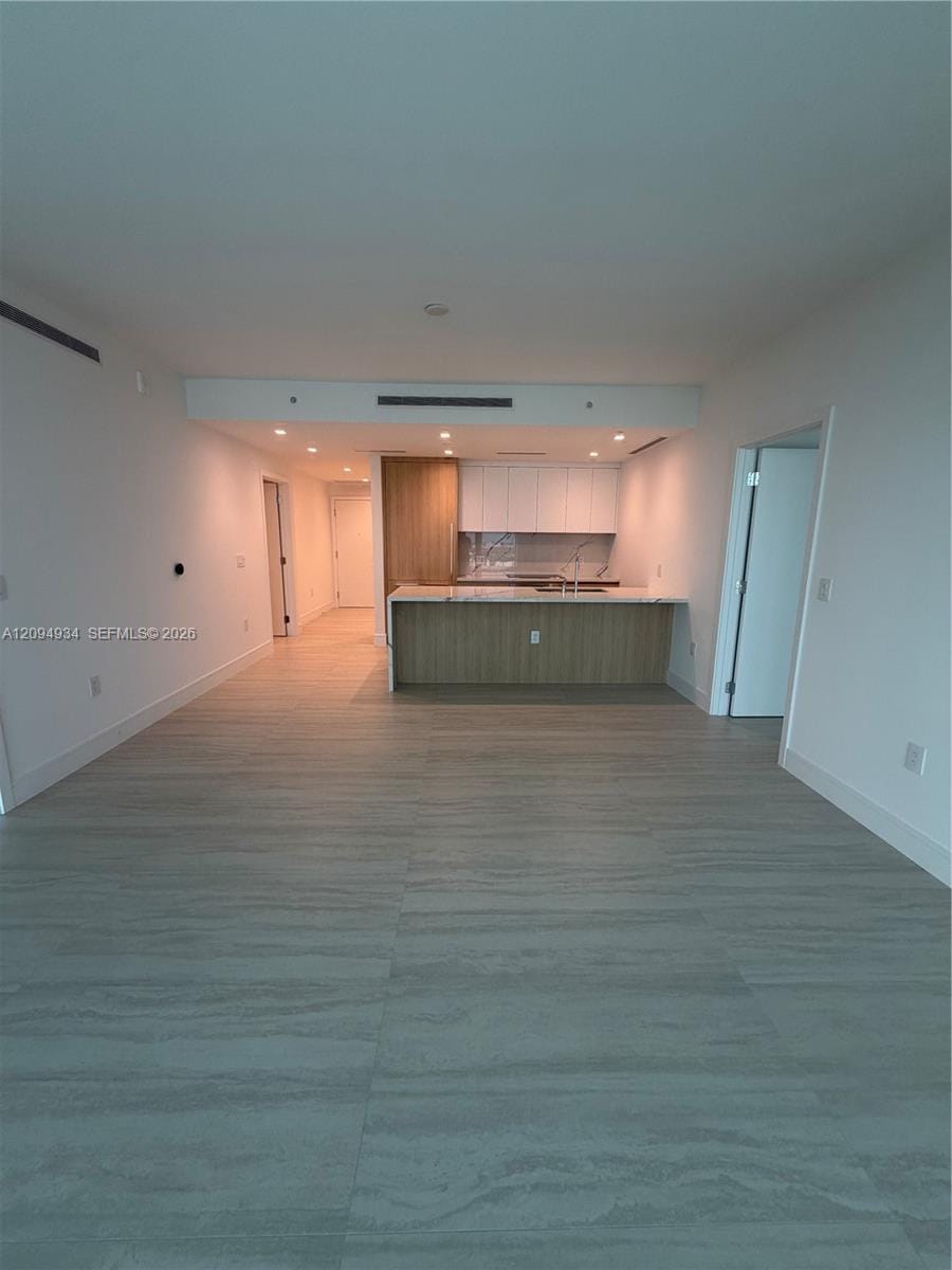 2411 Laguna Circle 2408 — photo 7