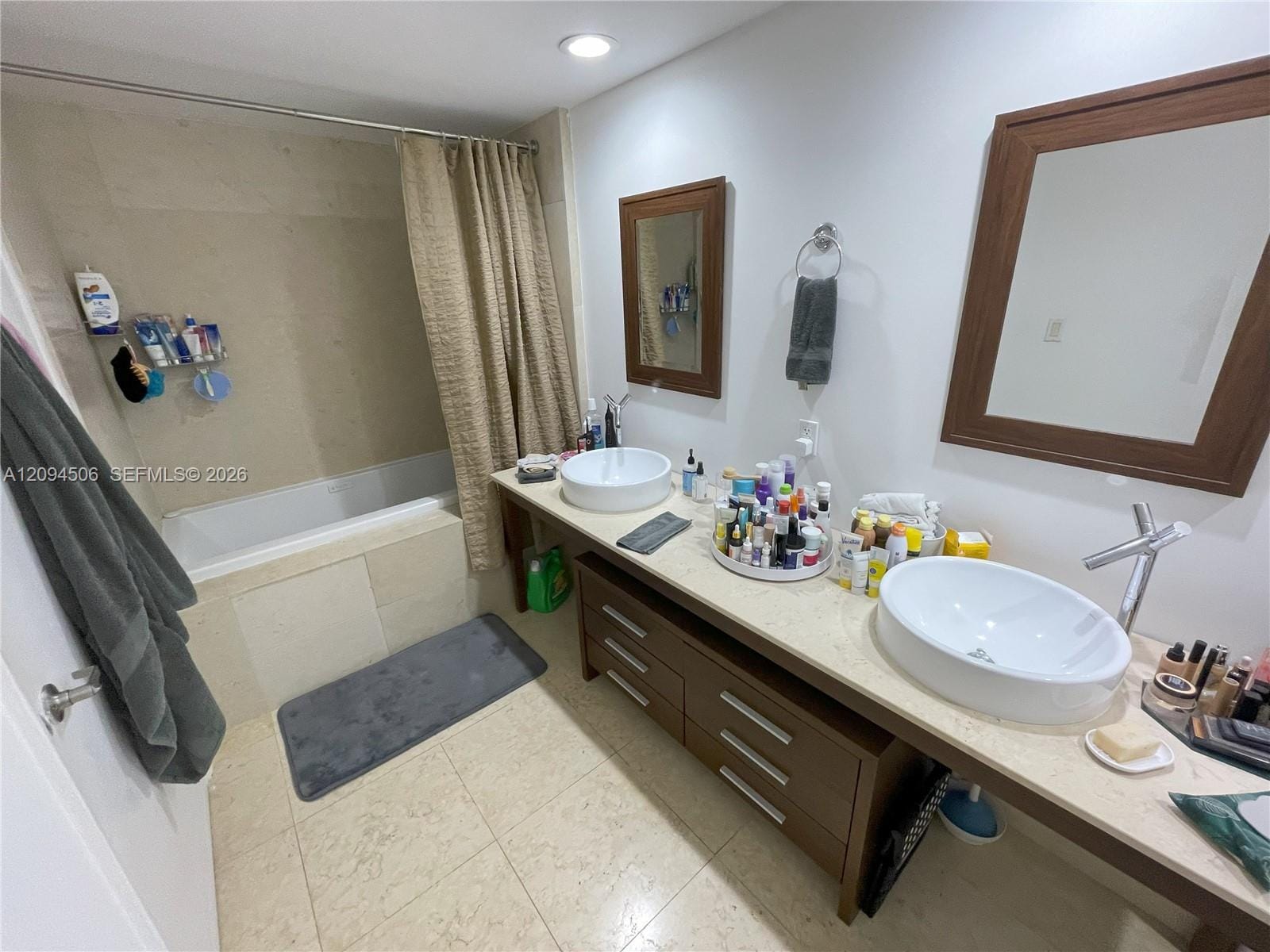 475 Brickell Avenue 2114, Miami, FL 33131 photo 3