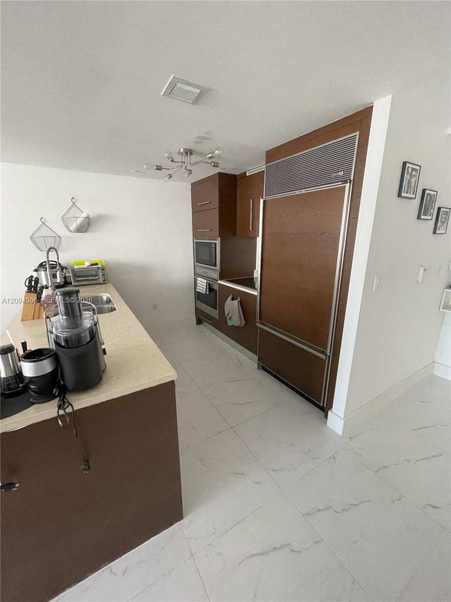 475 Brickell Avenue 2114, Miami, FL 33131 photo 9