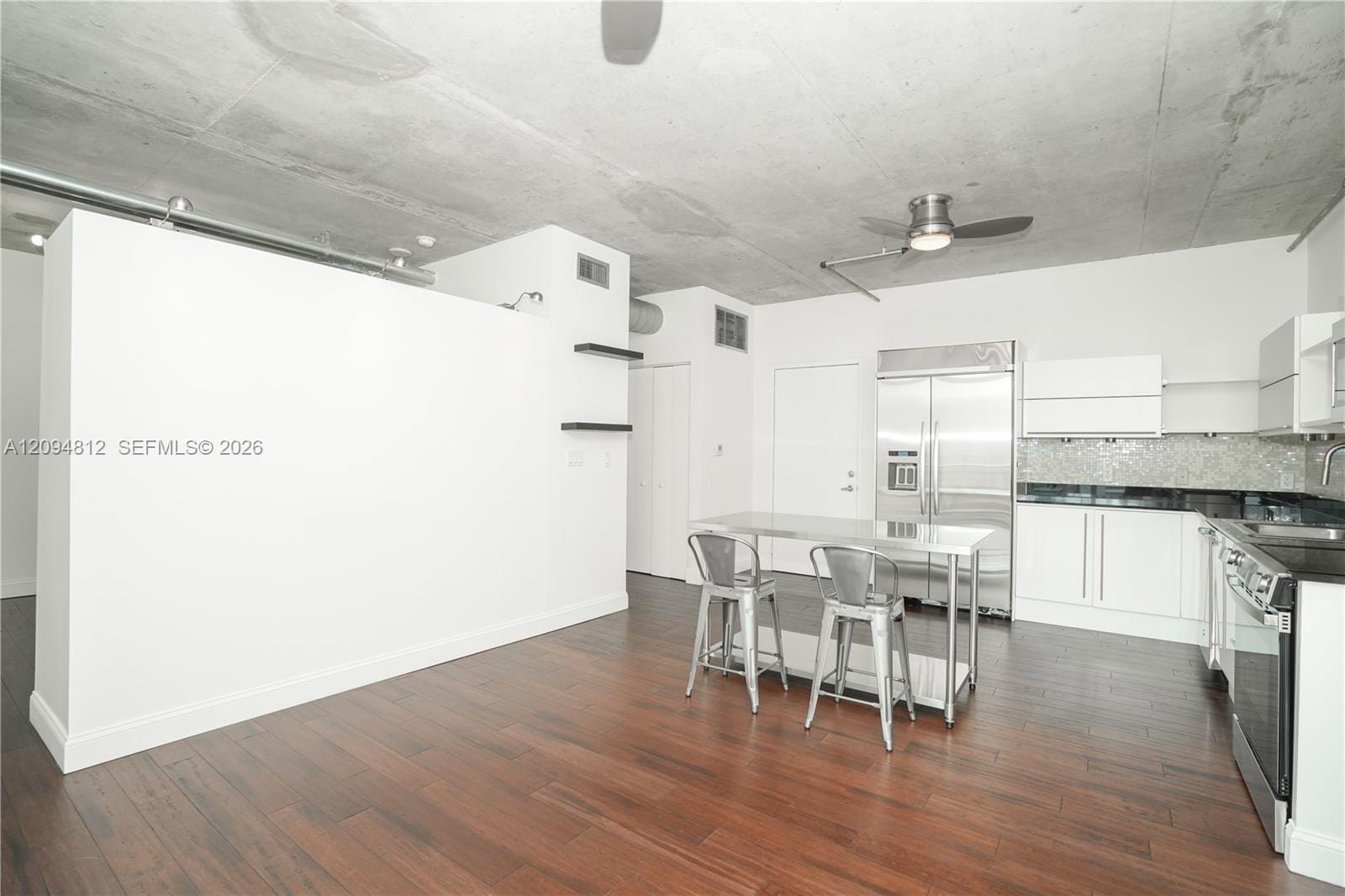 690 SW 1st Court 1623, Miami, FL 33130 photo 2