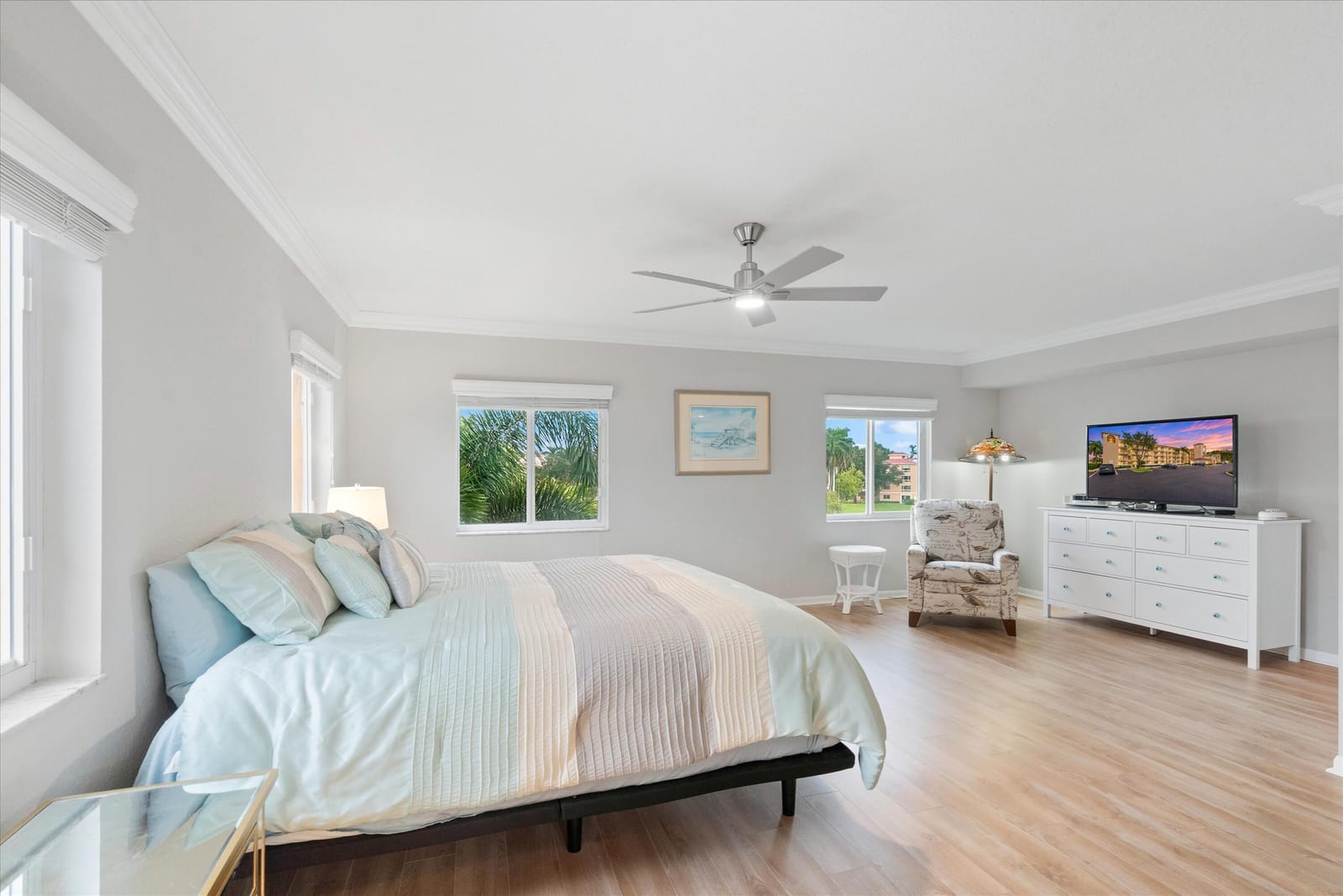 5749 Gemstone Court PH401 — photo 3