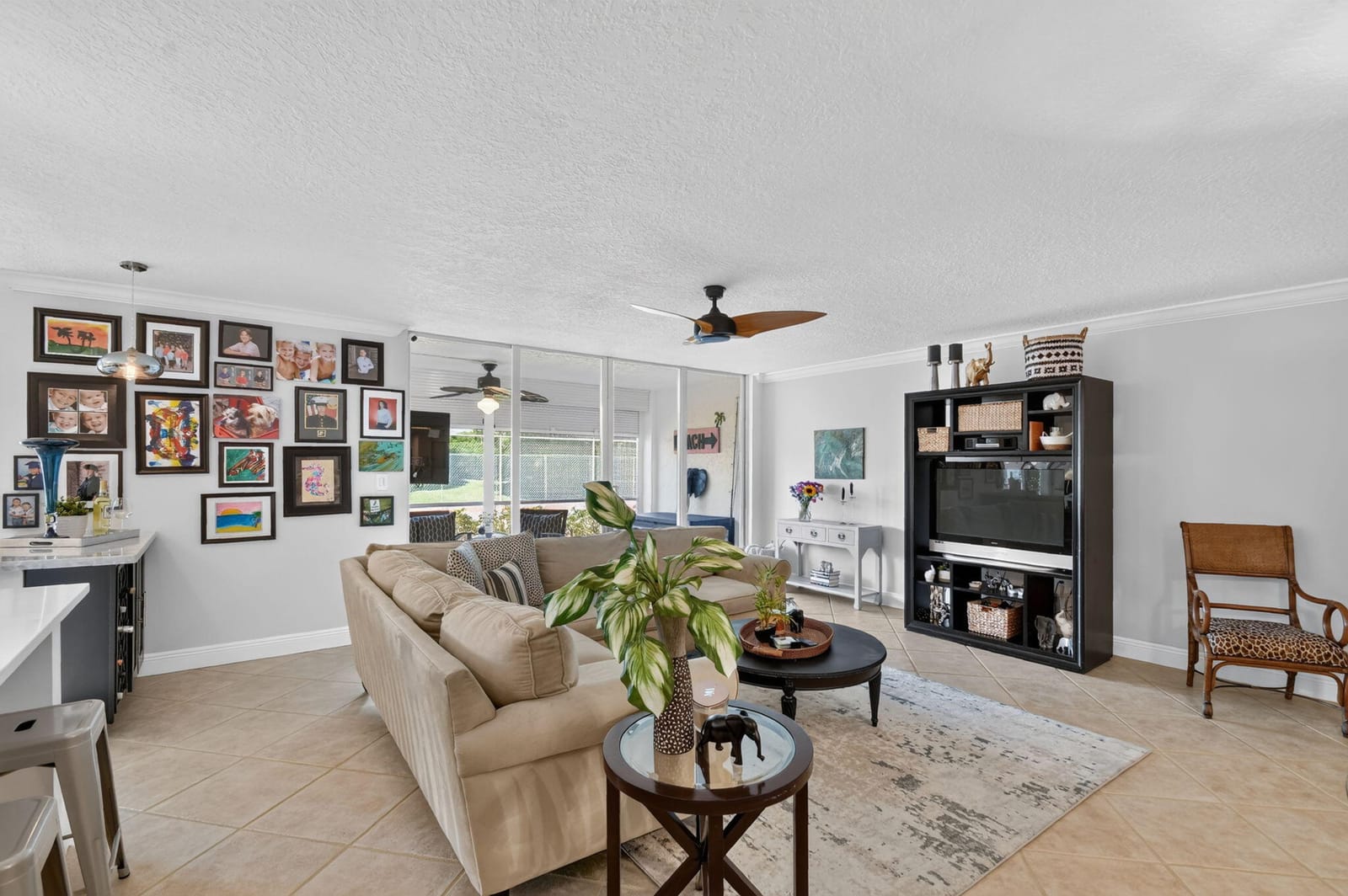 103 Half Moon Circle C1, Hypoluxo, FL 33462 photo 16