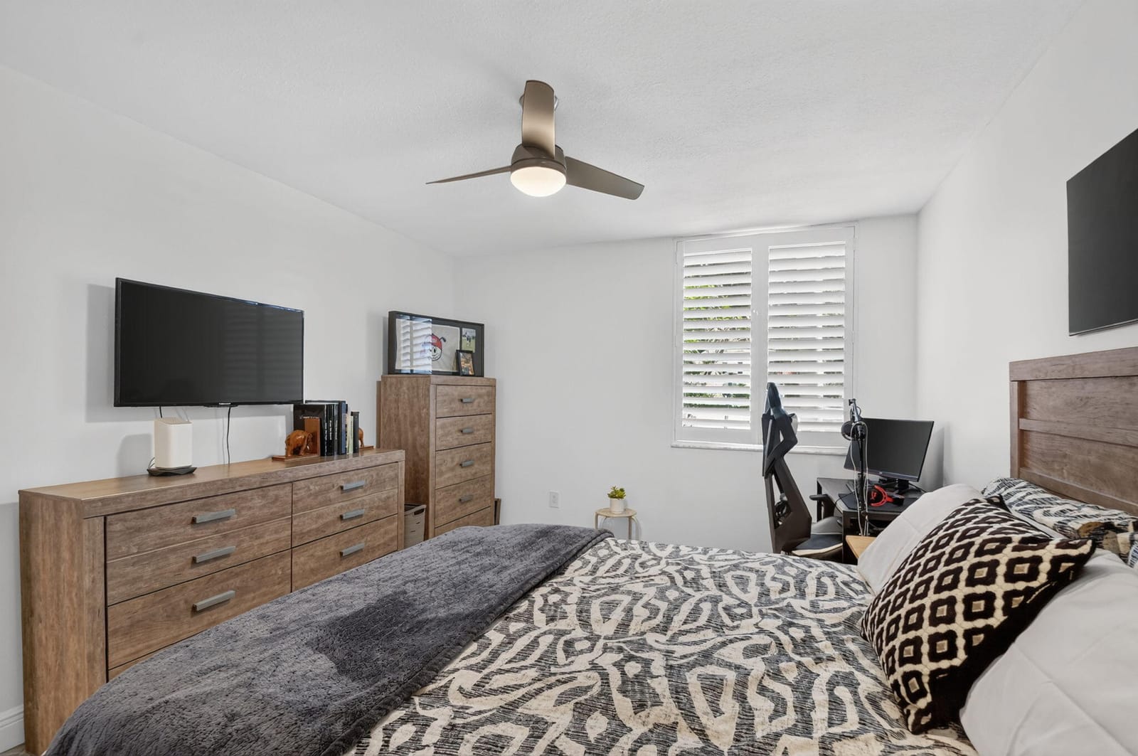 103 Half Moon Circle C1, Hypoluxo, FL 33462 photo 24