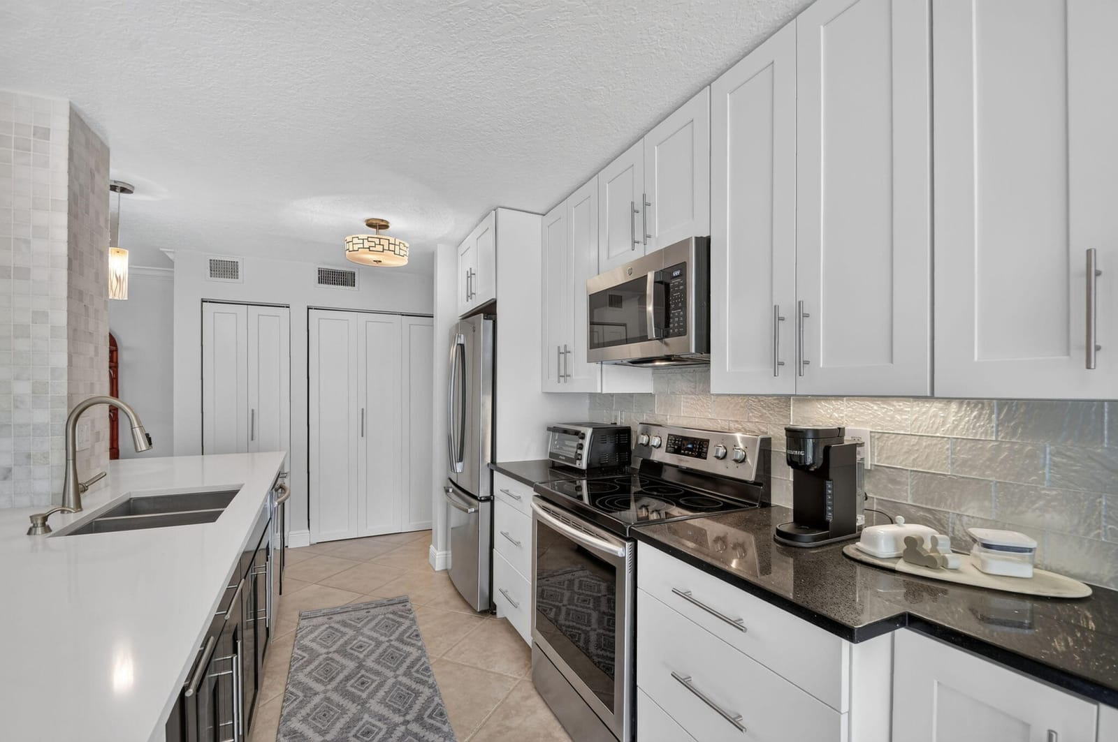 103 Half Moon Circle C1, Hypoluxo, FL 33462 photo 6