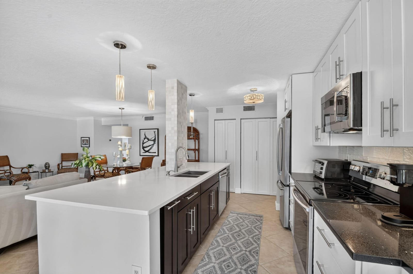 103 Half Moon Circle C1, Hypoluxo, FL 33462 photo 8