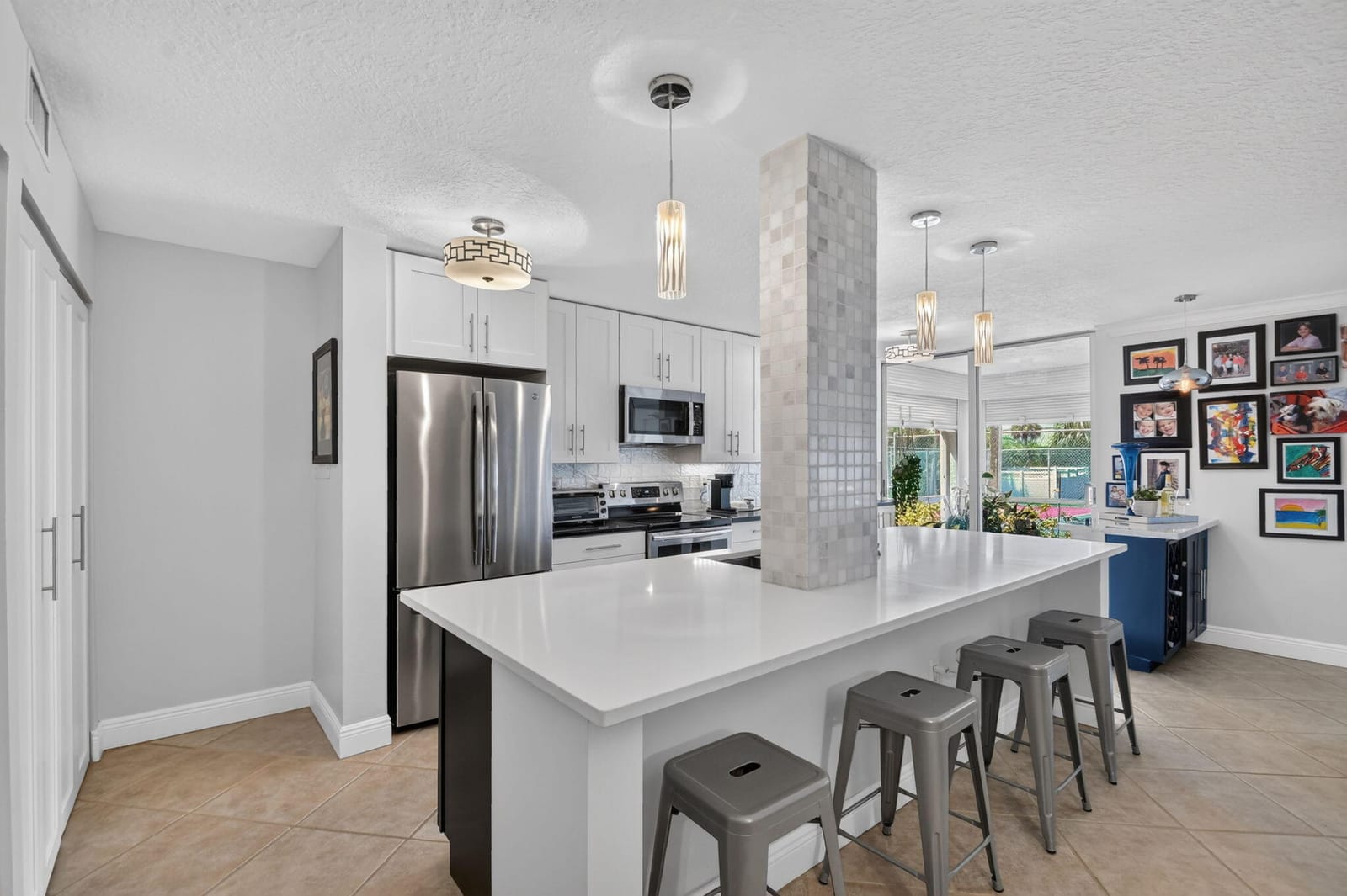 103 Half Moon Circle C1, Hypoluxo, FL 33462 photo 9