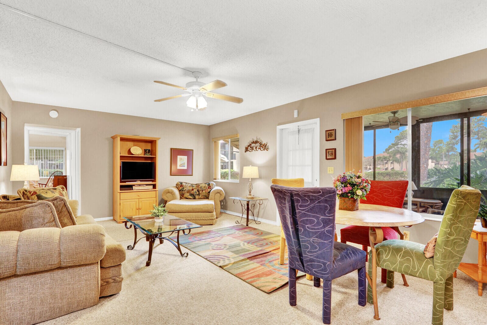 338 Knotty Pine Circle D-1 — photo 9