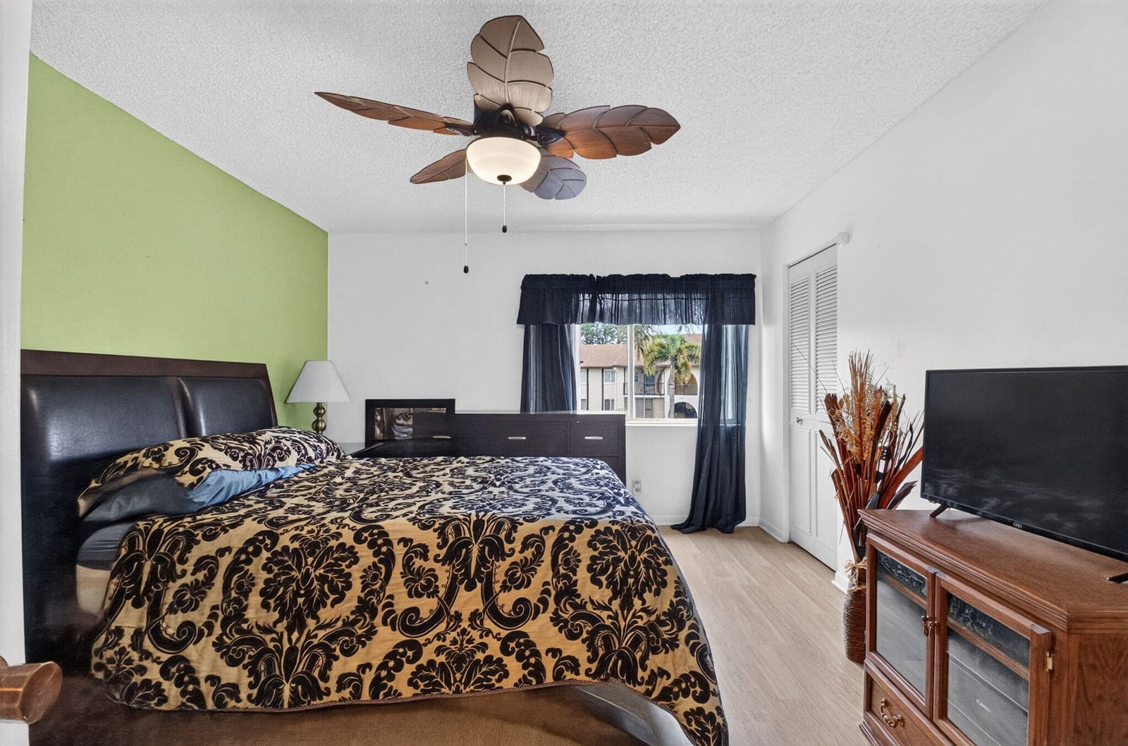 5931 Whispering Pine Way D-2, Greenacres, FL 33463 photo 14