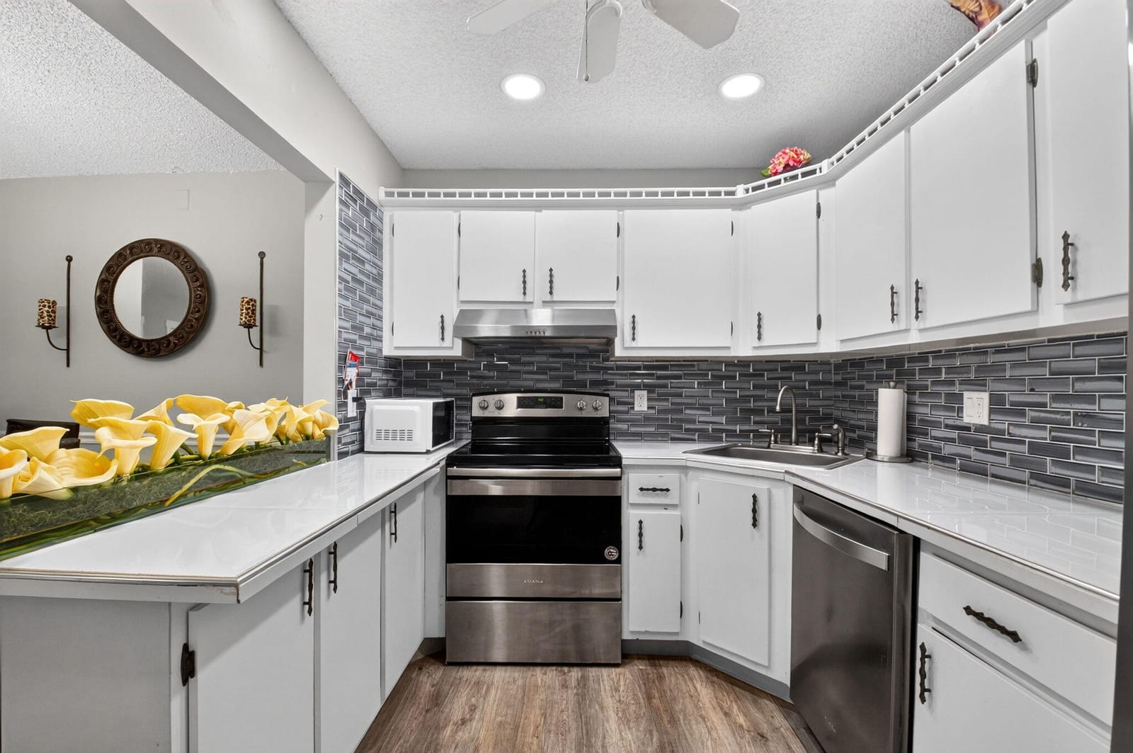5931 Whispering Pine Way D-2 — photo 4