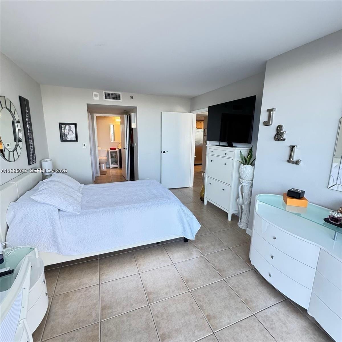 7601 E Treasure Drive 512, North Bay Village, FL 33141 photo 19
