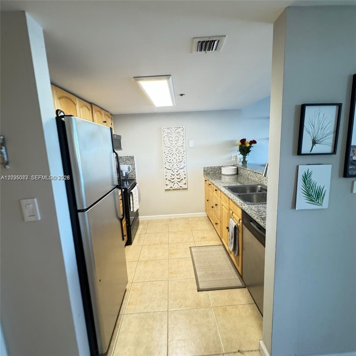 7601 E Treasure Drive 512, North Bay Village, FL 33141 photo 3