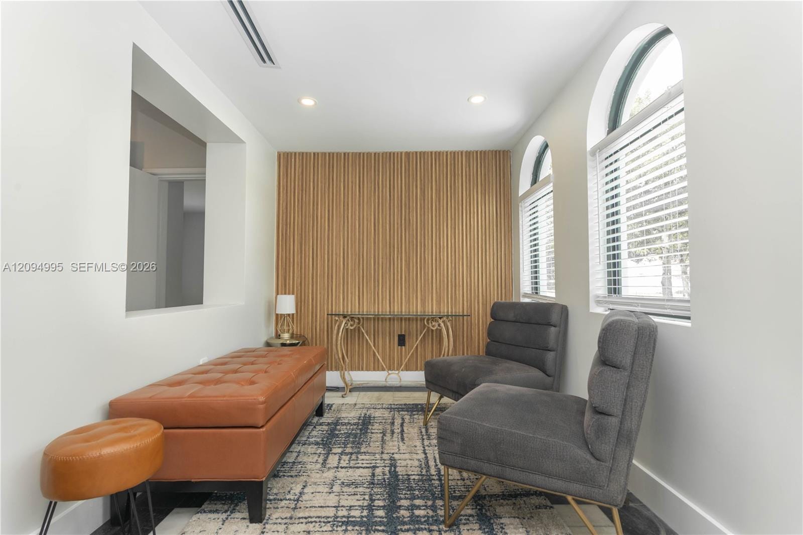 2360 SW 12th Street — photo 4