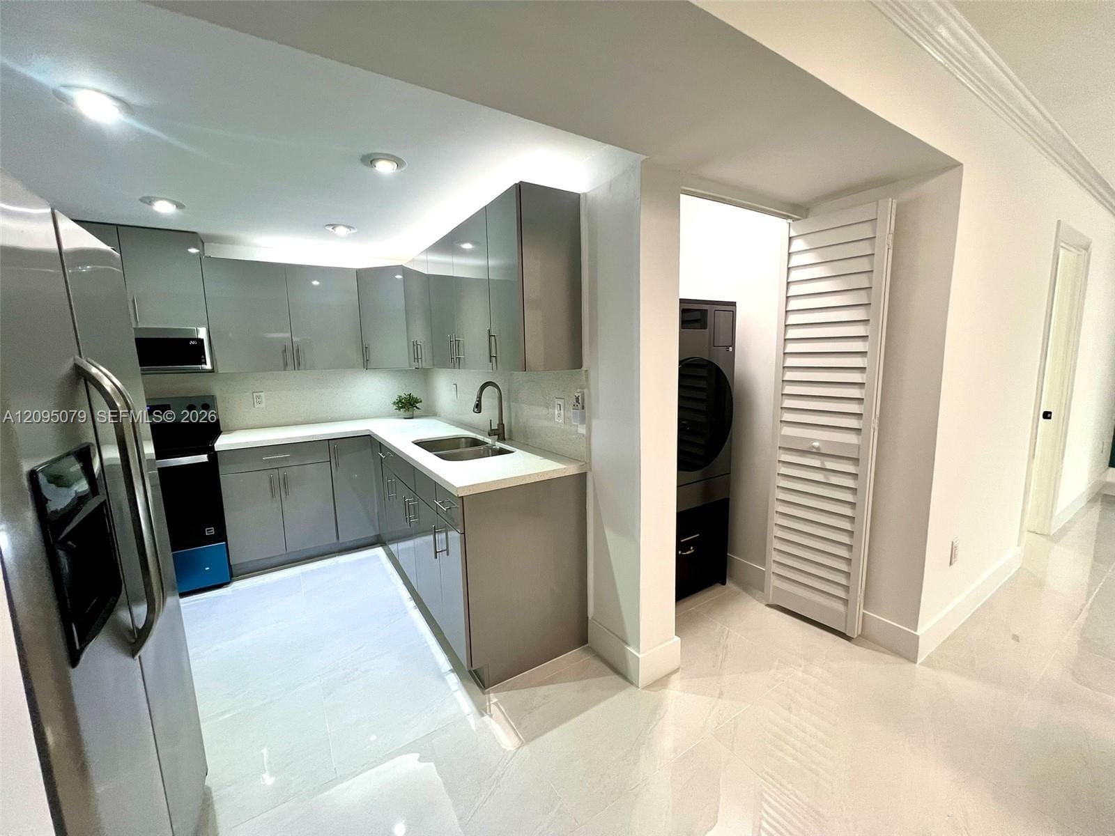 7825 Miller Drive C211 — photo 11