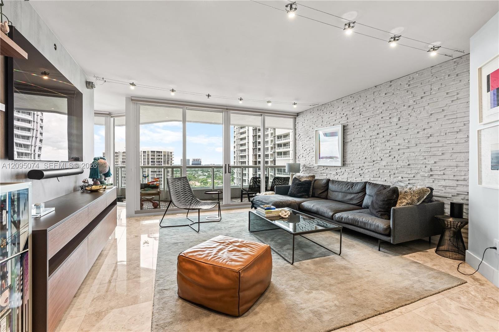 21055 Yacht Club Drive 1703 — photo 2