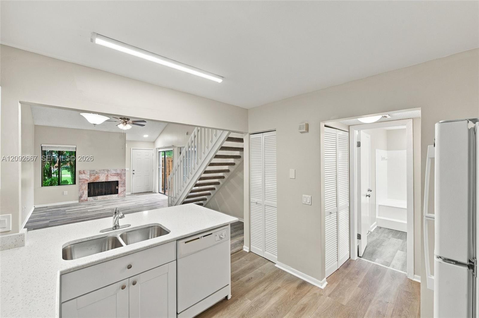 4120 Palm Bay Circle — photo 11