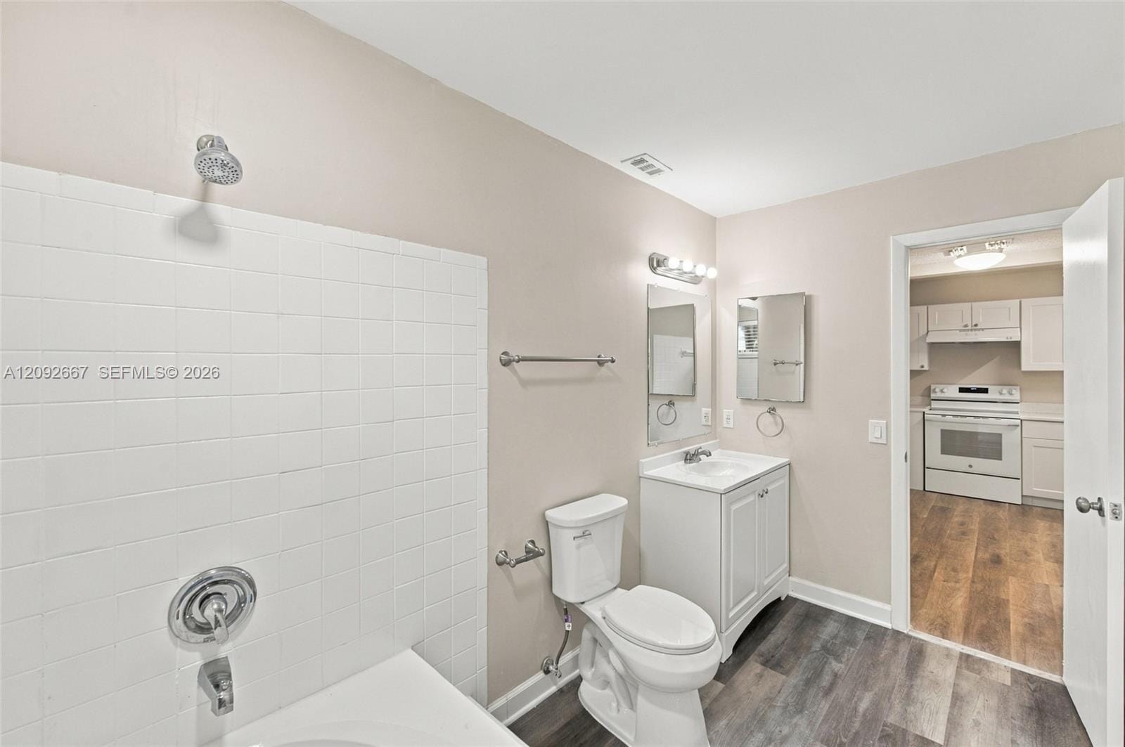 4120 Palm Bay Circle, West Palm Beach, FL 33406 photo 13