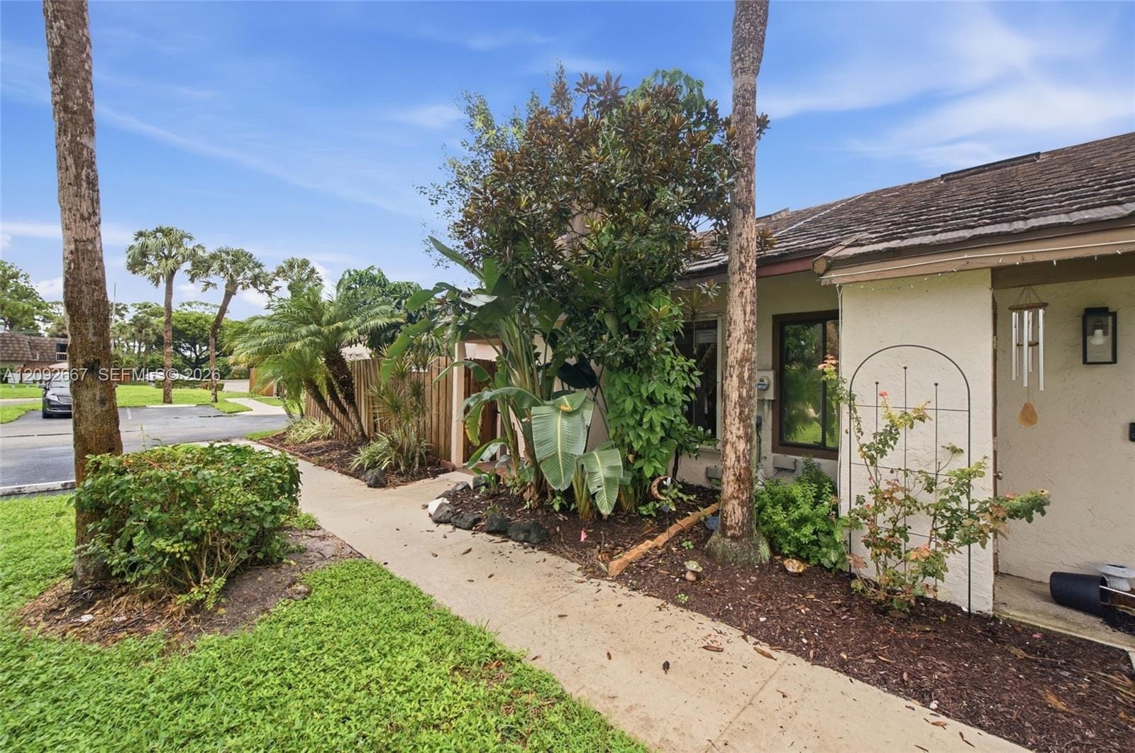 4120 Palm Bay Circle — photo 3
