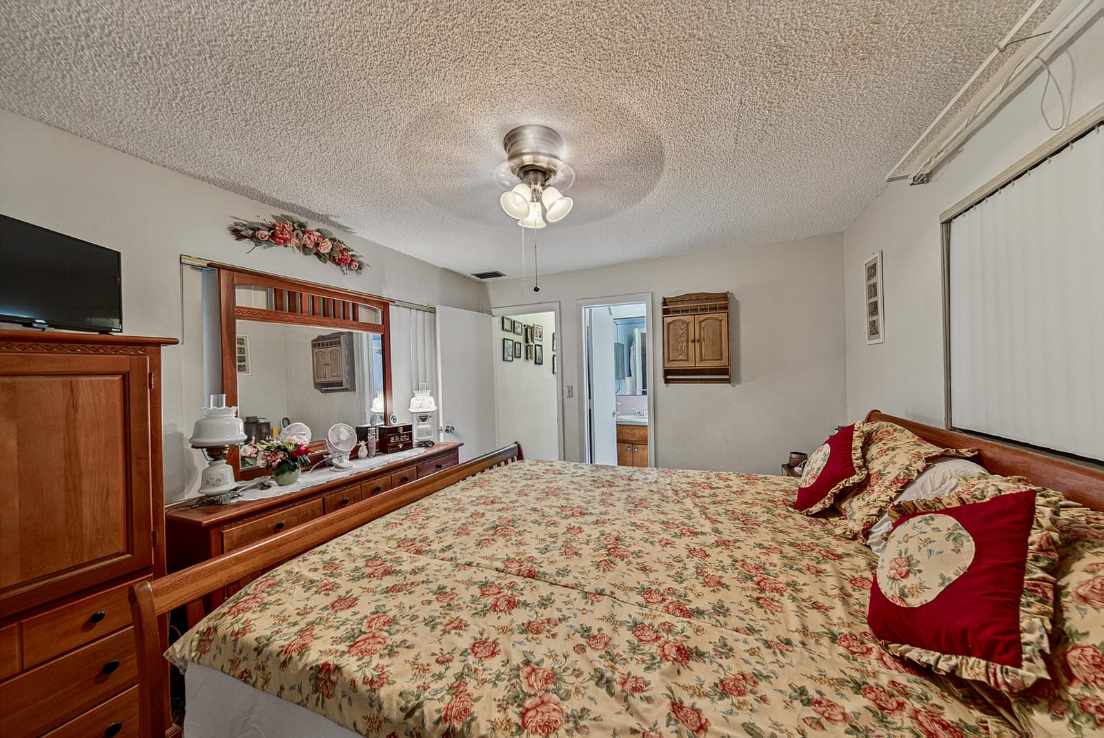 5717 NW 65TH Way, Tamarac, FL 33321 photo 5