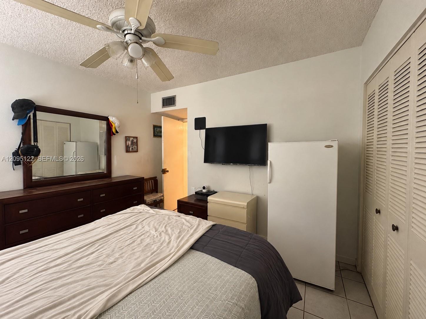 1103 W 39th Terrace 20 — photo 11