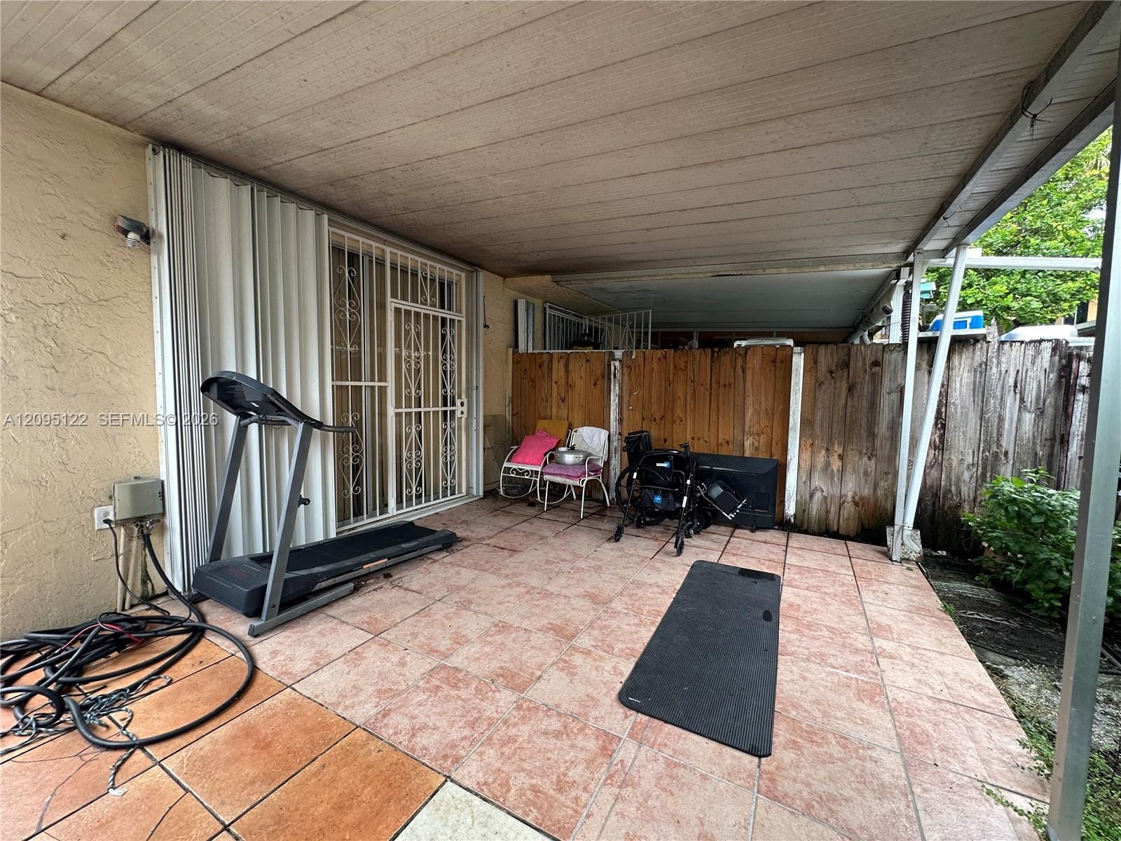 1103 W 39th Terrace 20, Hialeah, FL 33012 photo 14