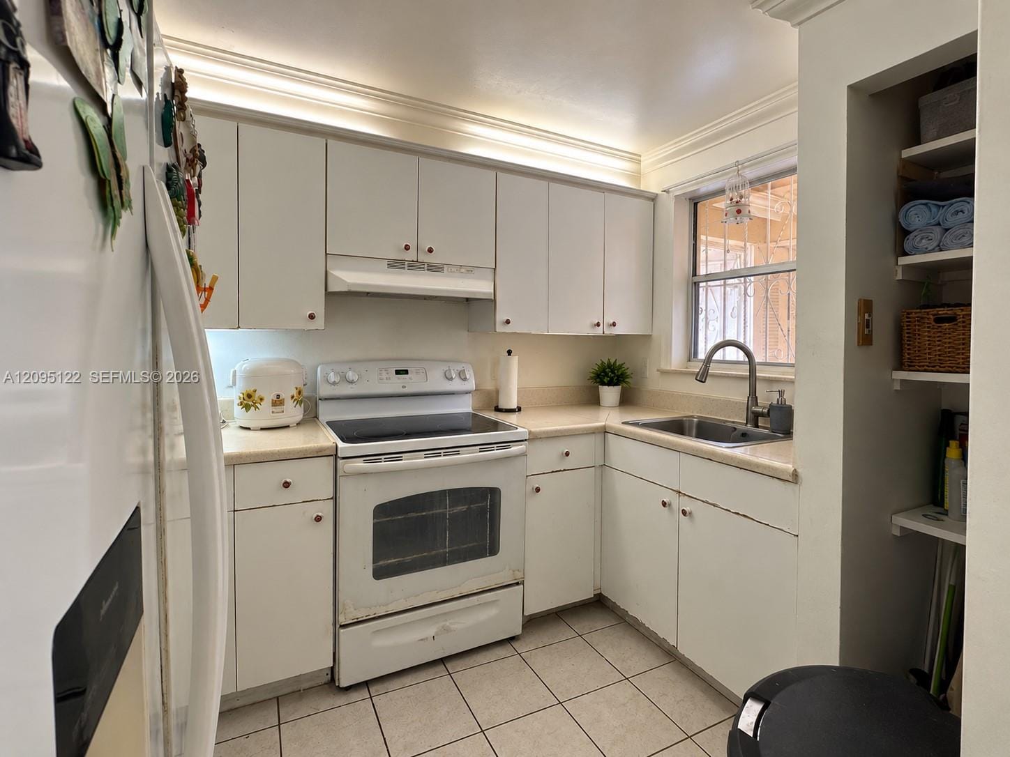 1103 W 39th Terrace 20 — photo 3
