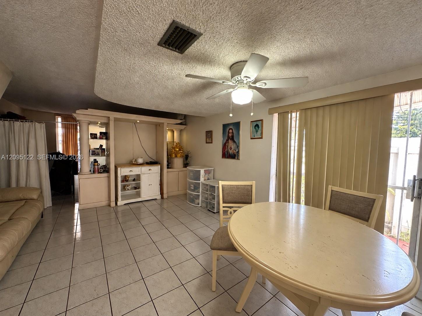 1103 W 39th Terrace 20 — photo 4