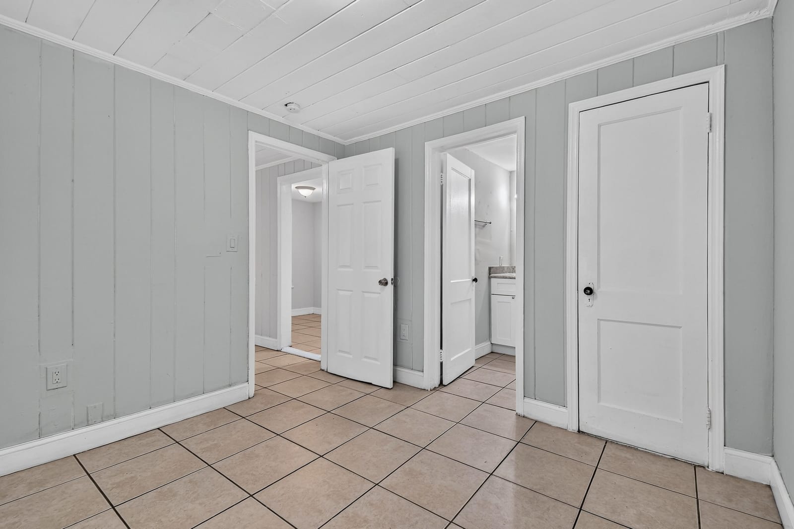885-887 7TH Street #100, West Palm Beach, FL 33401 photo 11