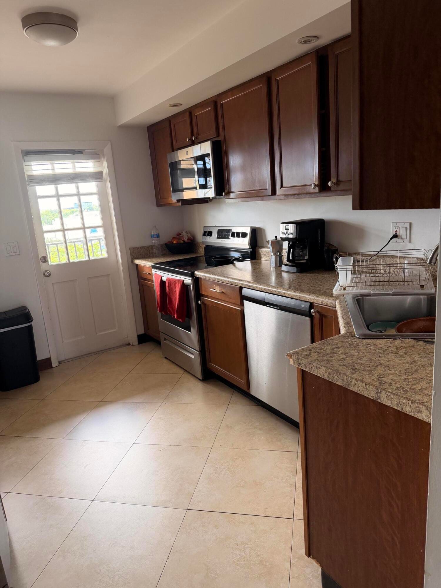 9101 W SAMPLE Road 605 — photo 2
