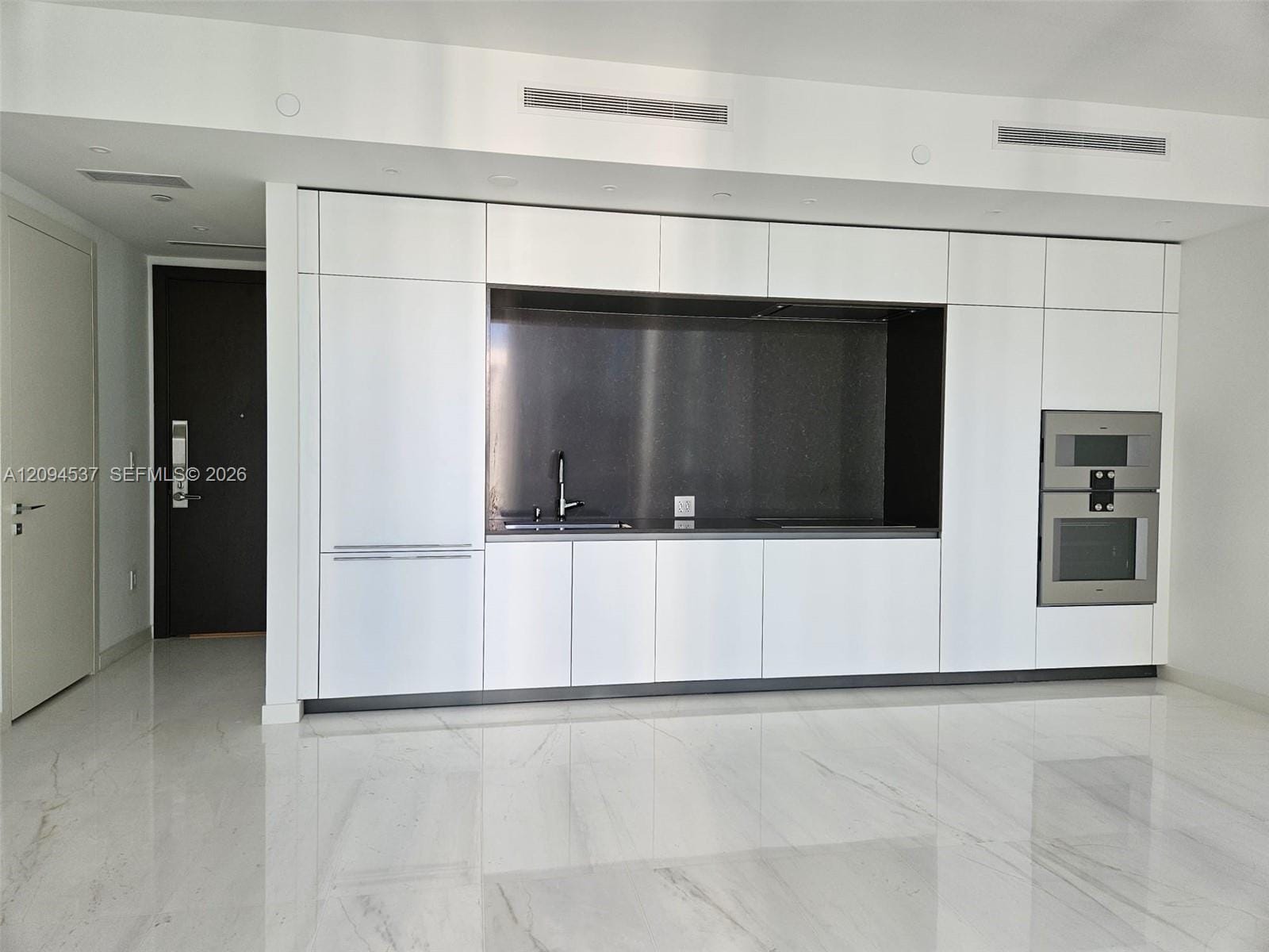 300 Biscayne Boulevard Way 2208W — photo 6