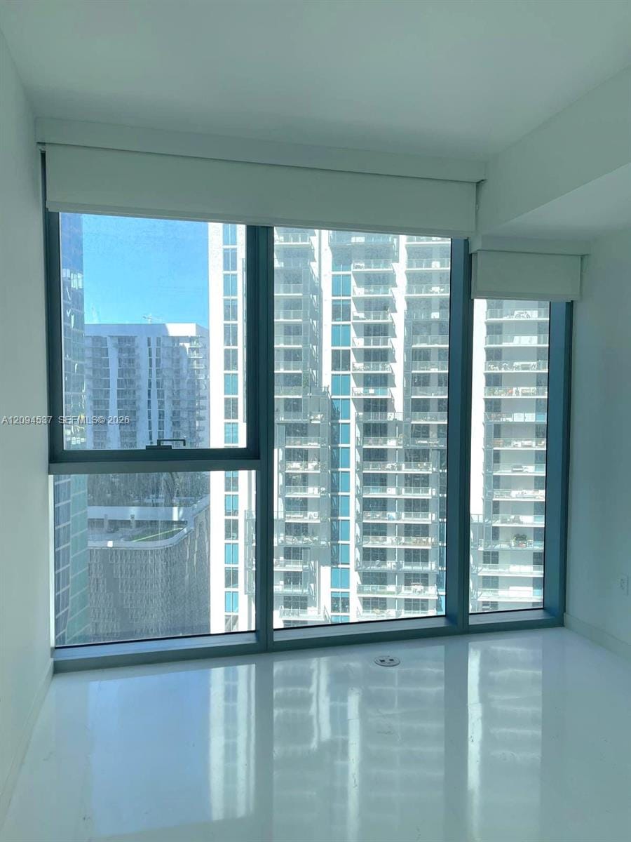 300 Biscayne Boulevard Way 2208W — photo 10