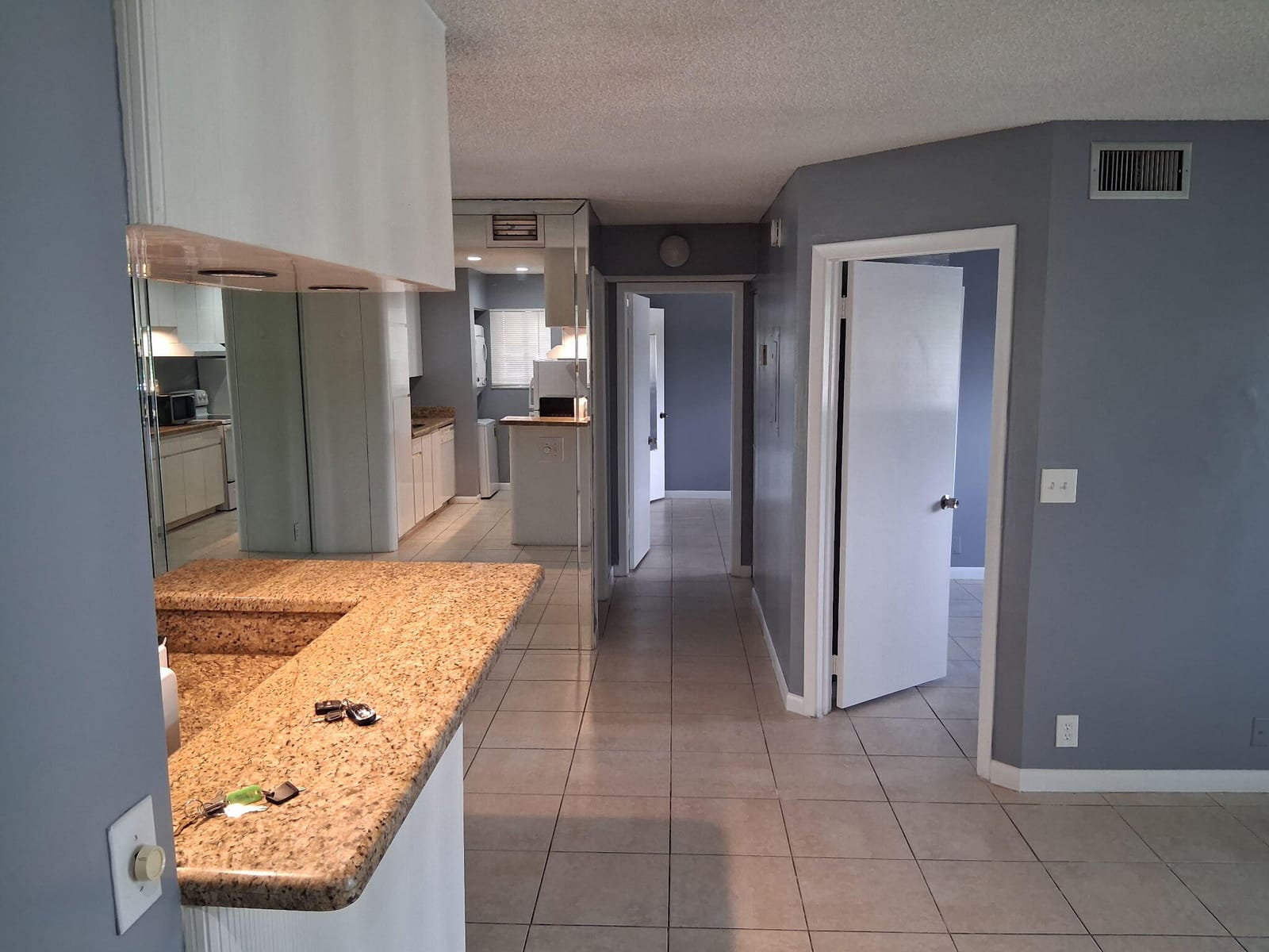 677 TRACE Circle 212 — photo 11