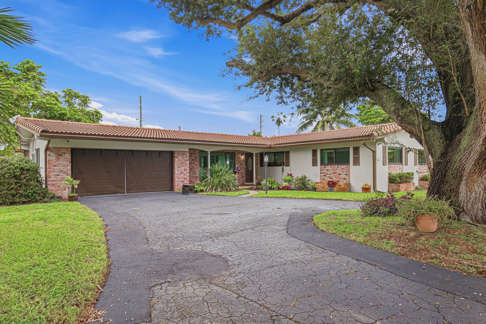 720 N CRESCENT Drive, Hollywood, FL 33021 photo 4