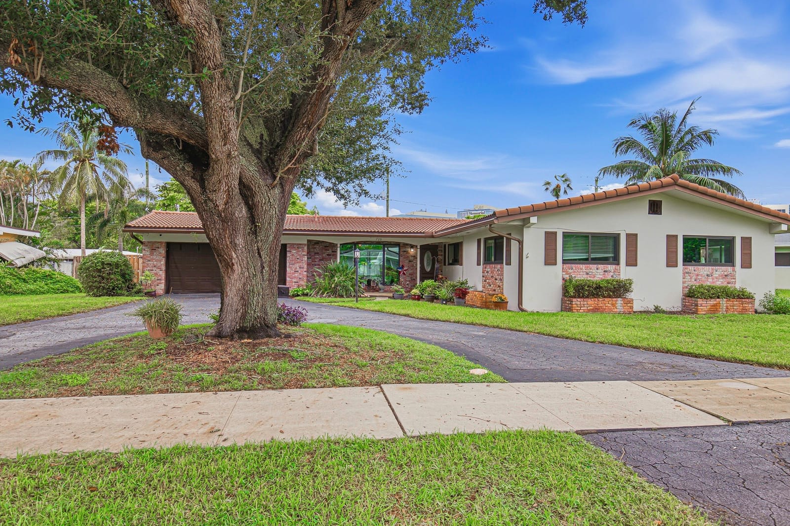 720 N CRESCENT Drive, Hollywood, FL 33021 photo 5