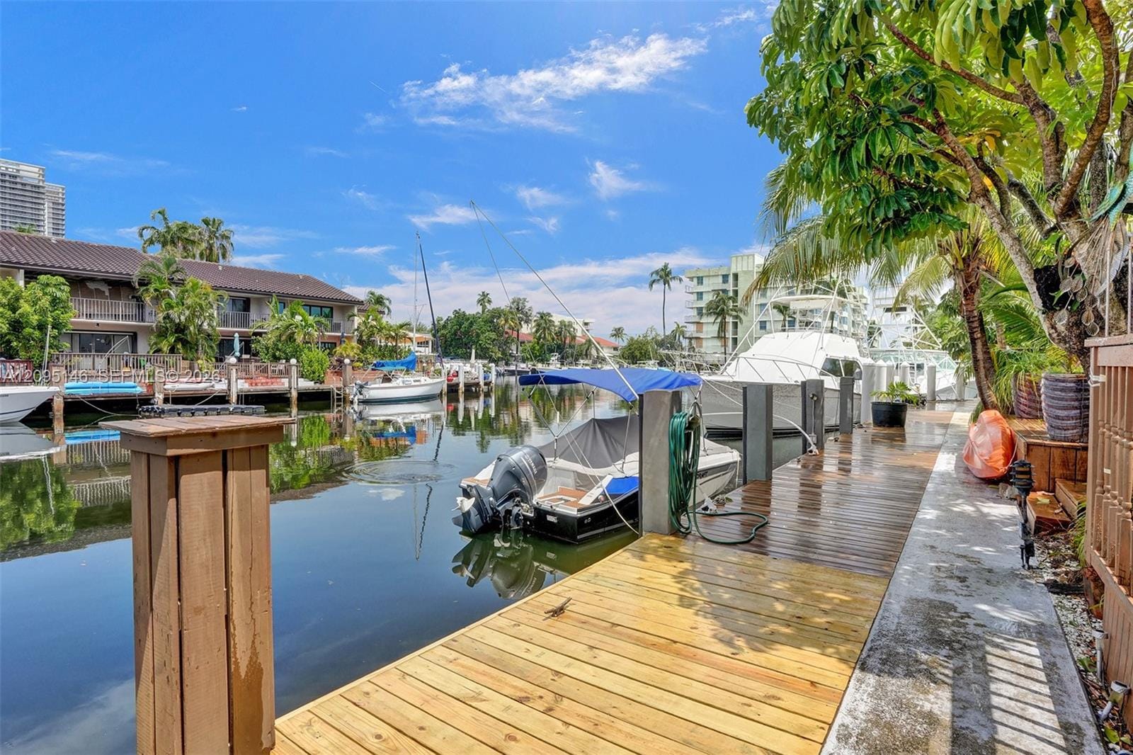 16500 NE 27th Avenue 53, North Miami Beach, FL 33160 photo 25