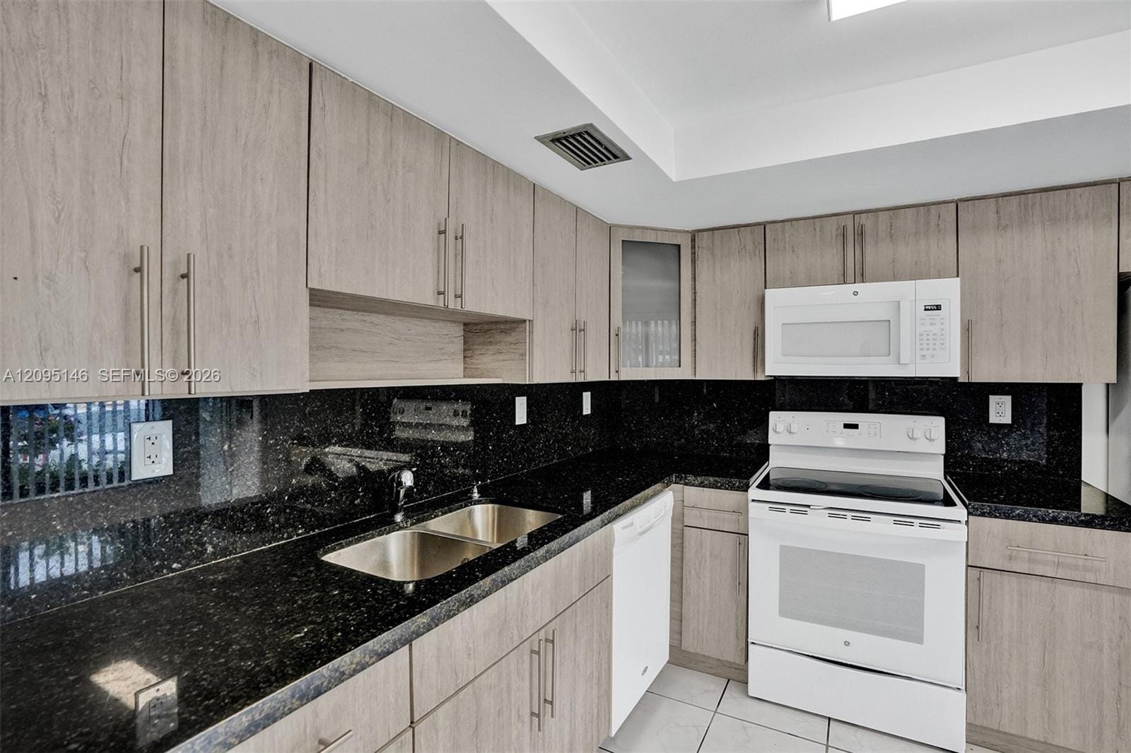16500 NE 27th Avenue 53 — photo 7
