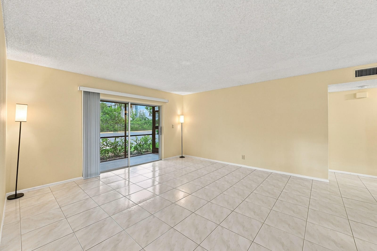2753 S OAKLAND FOREST Drive 102 — photo 6