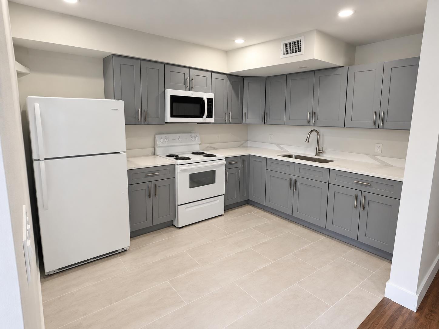 626 NW 179TH Street, Miami Gardens, FL 33169 photo 2