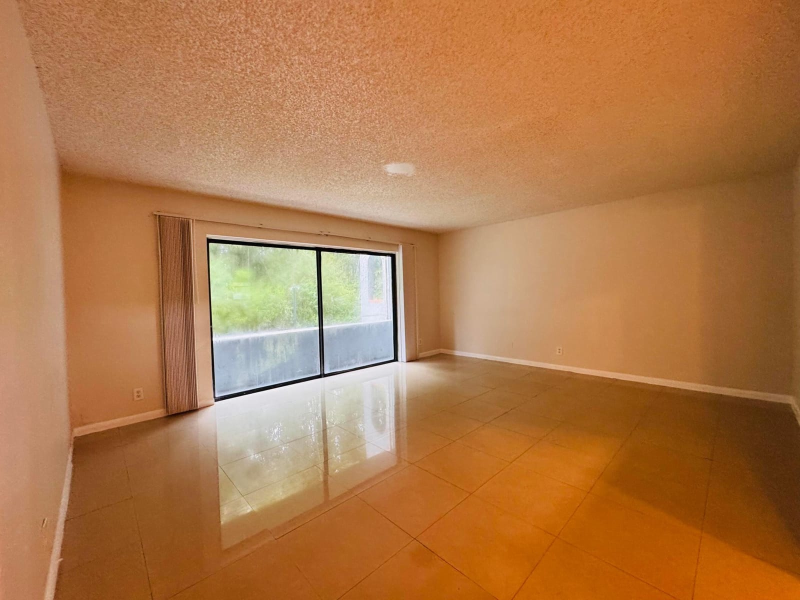 2050 N CONGRESS Avenue 102, West Palm Beach, FL 33401 photo 2