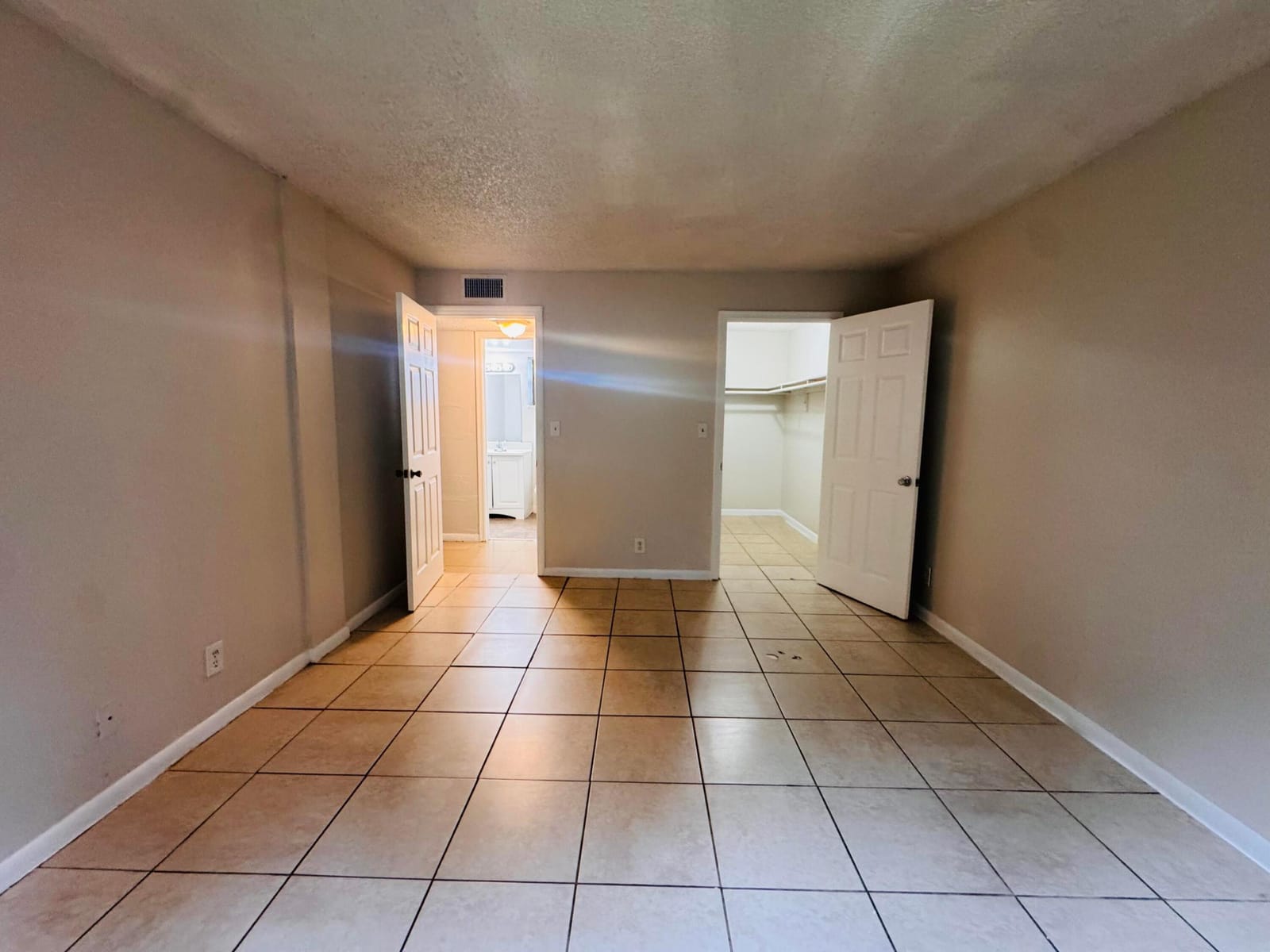 2050 N CONGRESS Avenue 102, West Palm Beach, FL 33401 photo 26