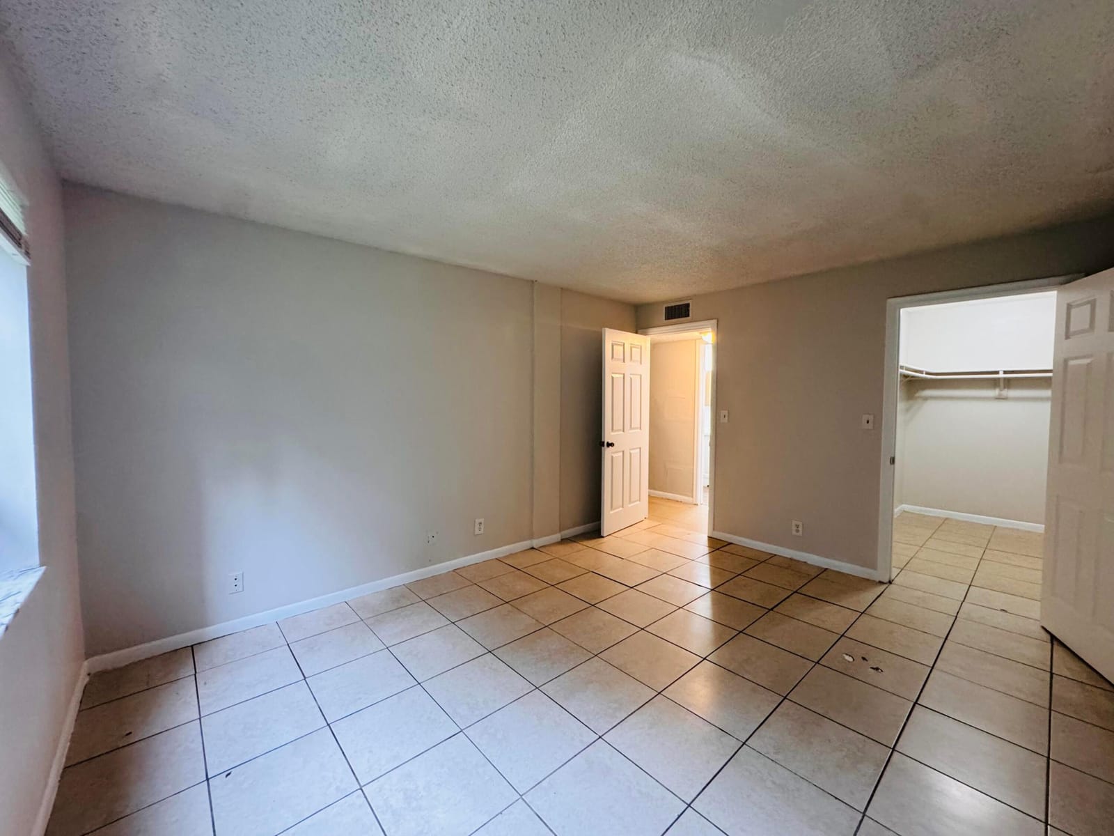 2050 N CONGRESS Avenue 102, West Palm Beach, FL 33401 photo 27