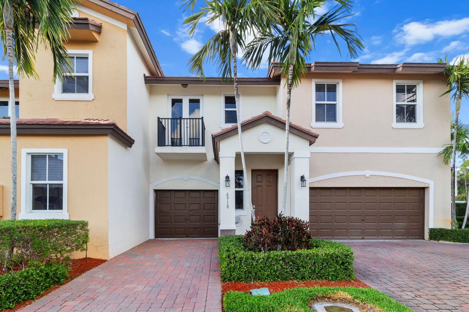 6918 LONG PINE Circle, Coconut Creek, FL 33073