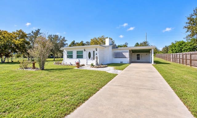 224 Flamingo Street, Lake Placid, FL 33852
