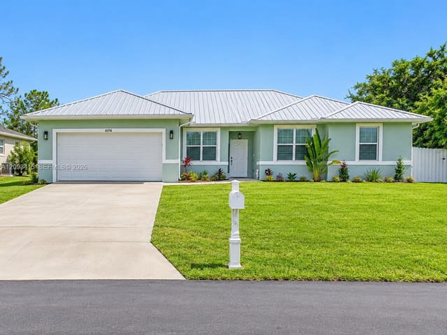 6016 W Joy Court, LaBelle, FL 33935