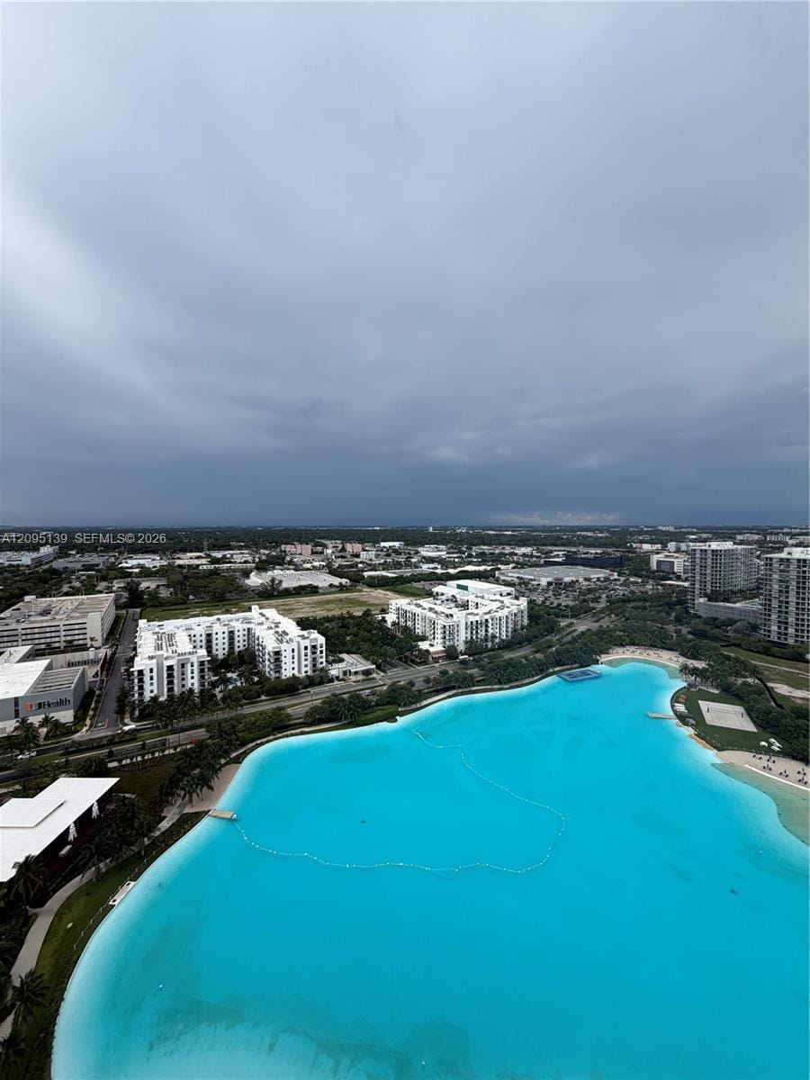 2411 Laguna Circle 2409, North Miami, FL 33181 photo 18